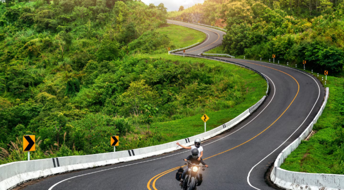 Exploring Bangalore on Two Wheels: A Rider’s Perspective