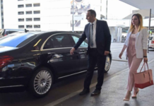 How To Ensure A Hassle Free Travel Experience From Home To Airport