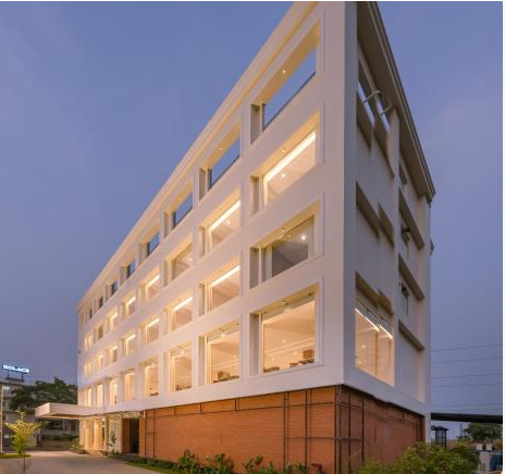 Business Hotel: A Complete Guide to Choosing the Right Hotel for Work Travel